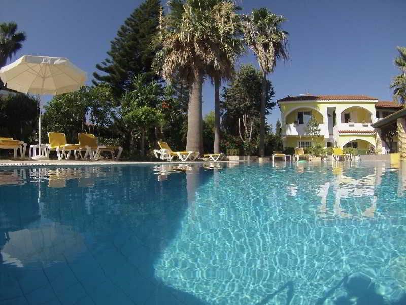 Lemon Garden Hotel 3*